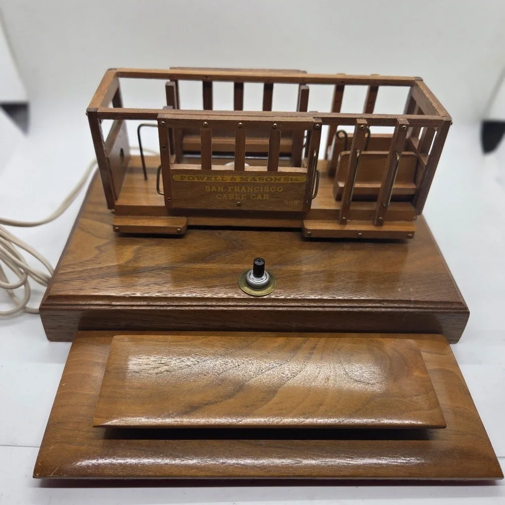 VTG MCM Wood San Francisco Cable Car Lamp Powell & Mason 505 Night Light Working